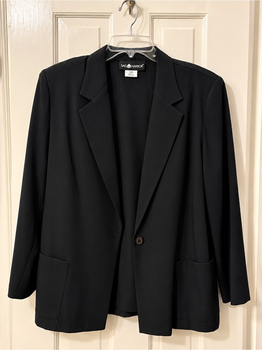 Sag Harbor Black Single-Button Notch-Lapel Blazer